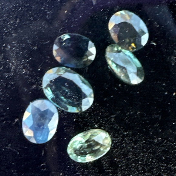 2.465 CT Natural Bi-Color Sapphire Lot. Only Heated Oval 6 Pcs Gem - Picture 15 of 17